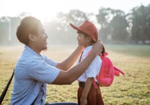 Tata Krama Dasar Yang Harus Diajarkan Pada Anak